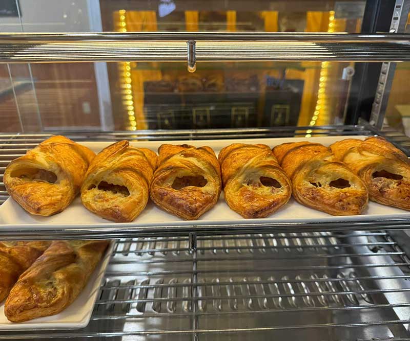 egg and cheese croissants